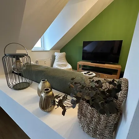 Gruene Oase Am Kuechwald * Chemnitz