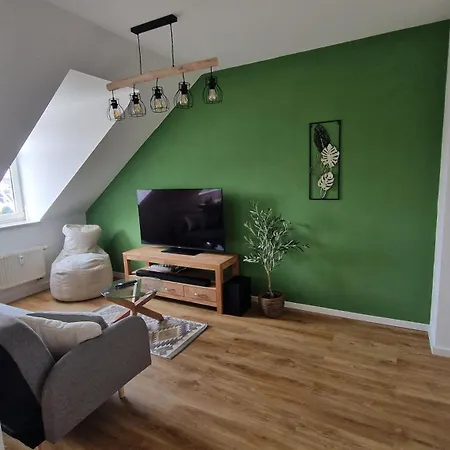 Gruene Oase Am Kuechwald